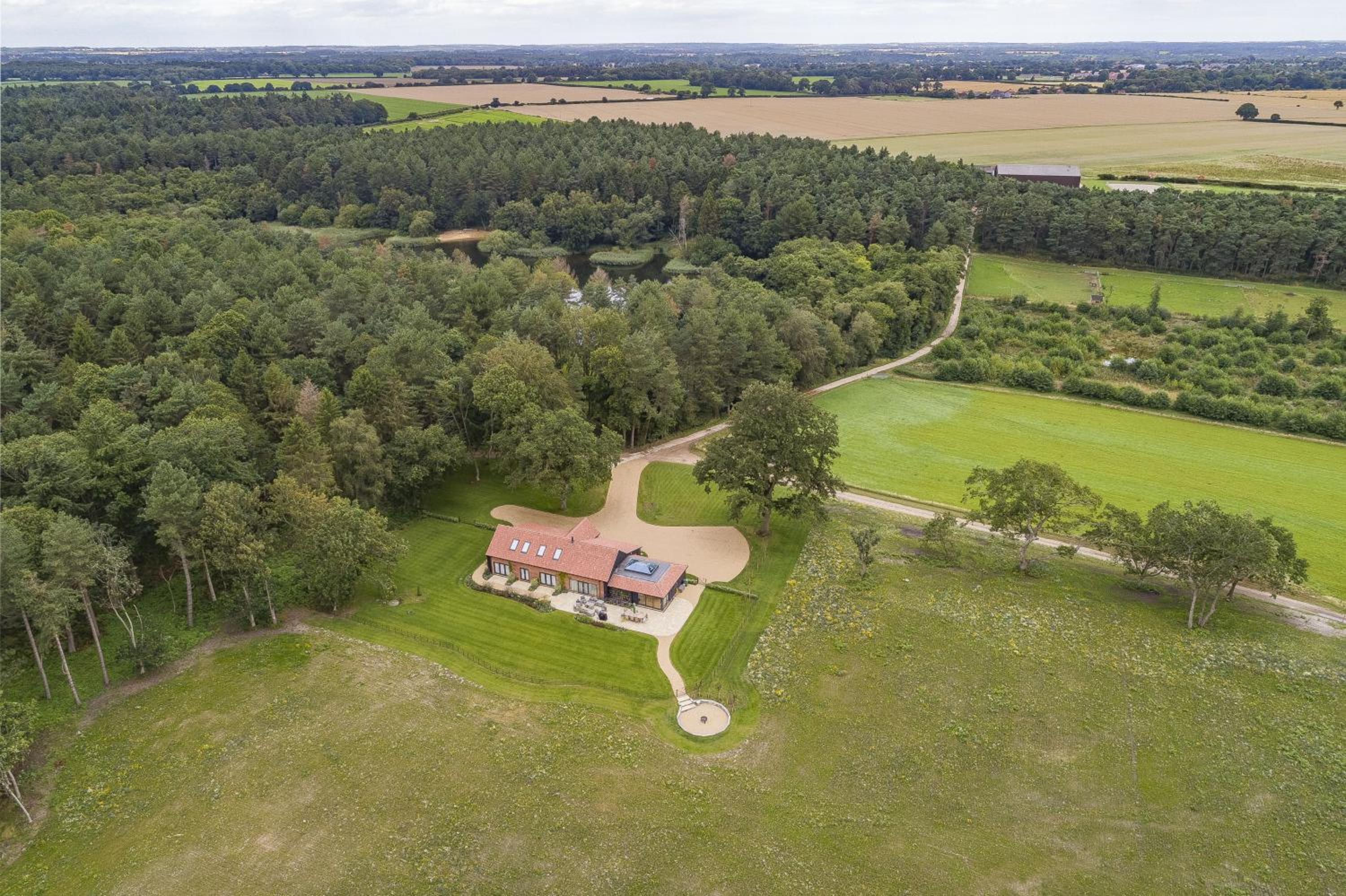 Wild Meadow Barn view 3