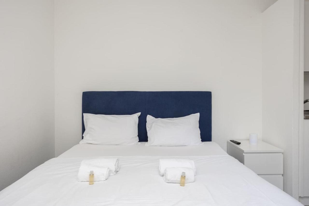 Urban Oasis with Queen Bed and View BE-39