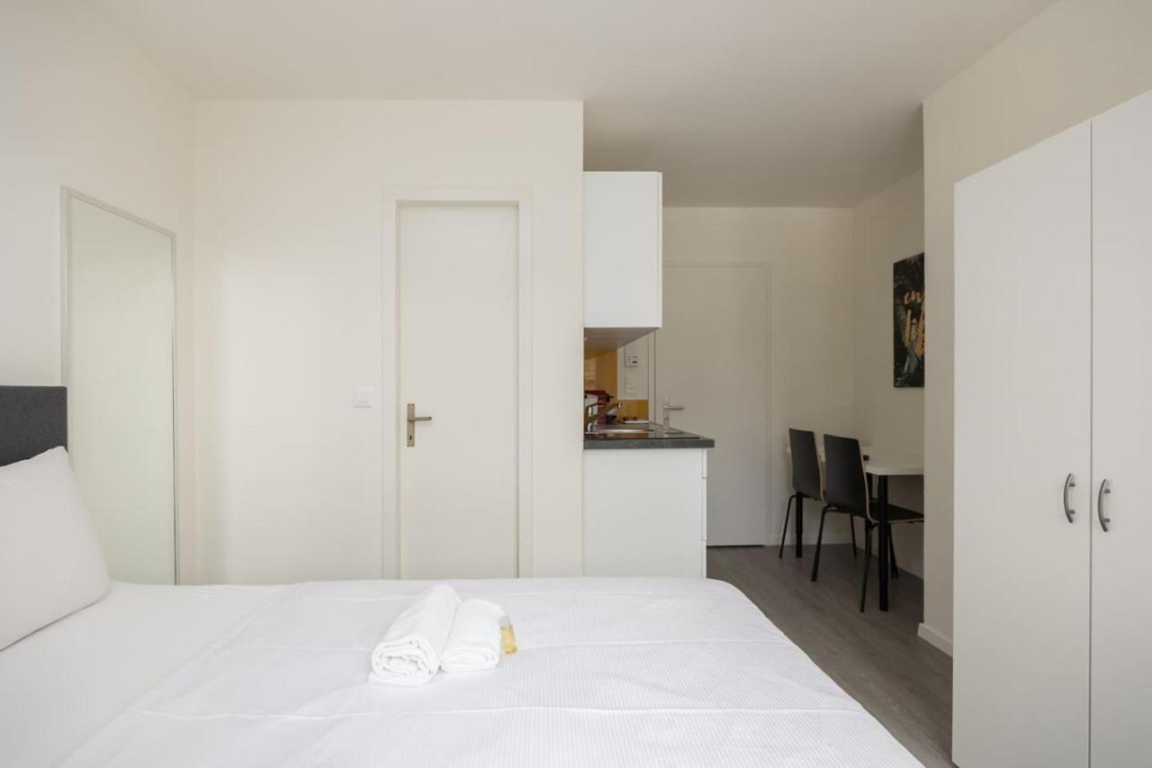 Urban Oasis with Queen Bed and View BE-53