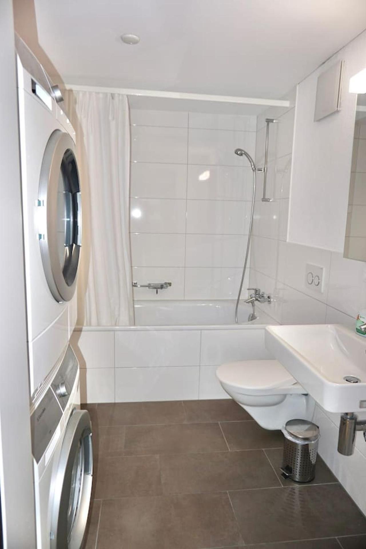 Balcony Suite in Central Zurich SH2,4R