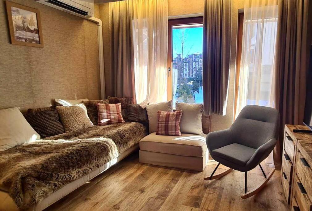 Luxury cozy chalet style apartment