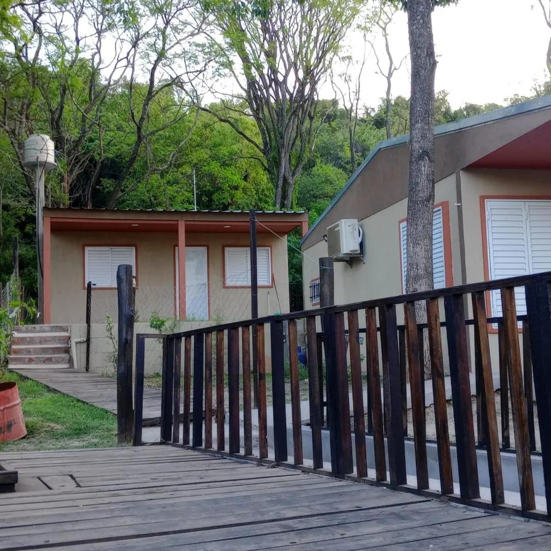 Los Lapachos