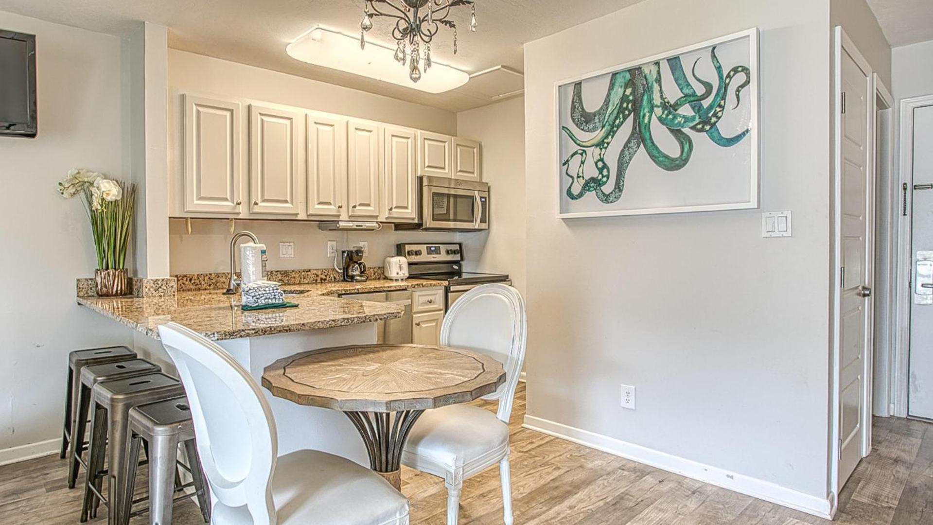 Sandpiper Cove 8239 Newly Remodeled Short walk to the Beach view 4