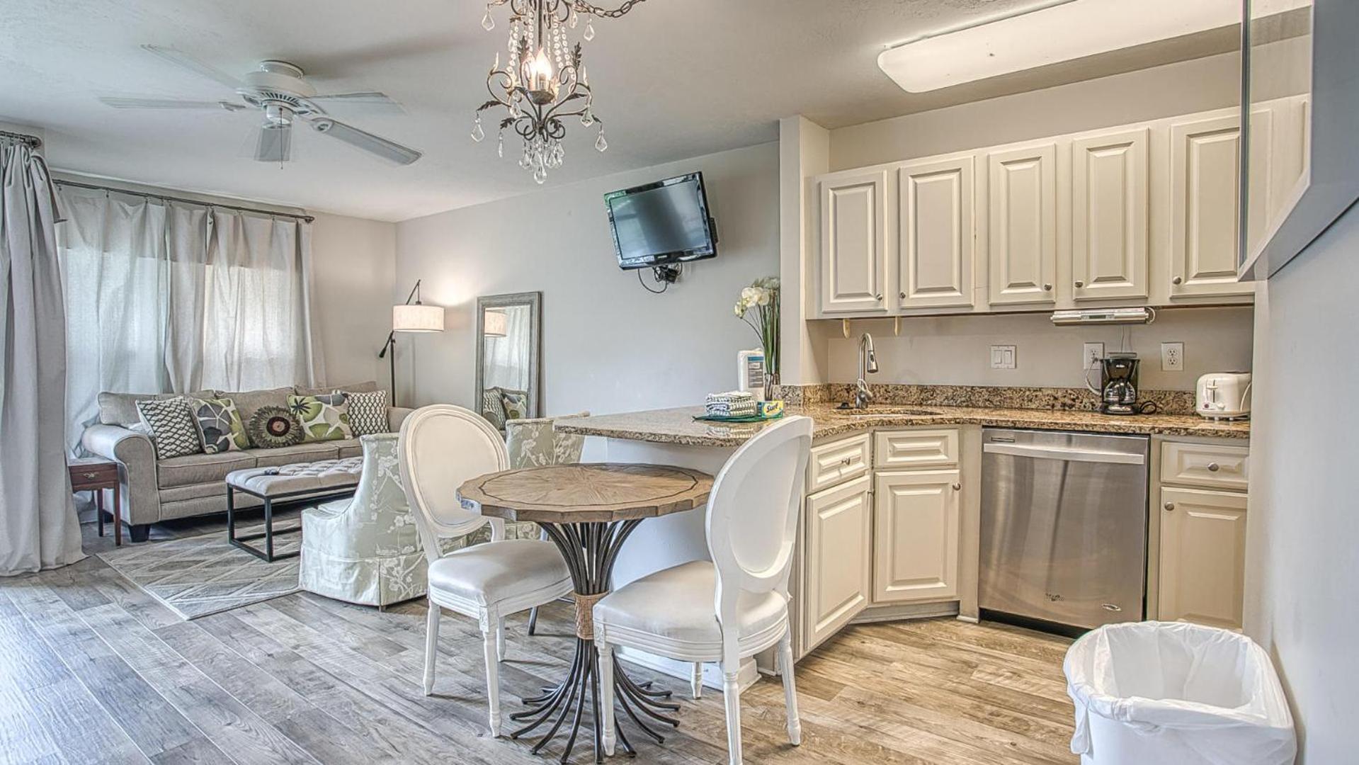 Sandpiper Cove 8239 Newly Remodeled Short walk to the Beach view 5