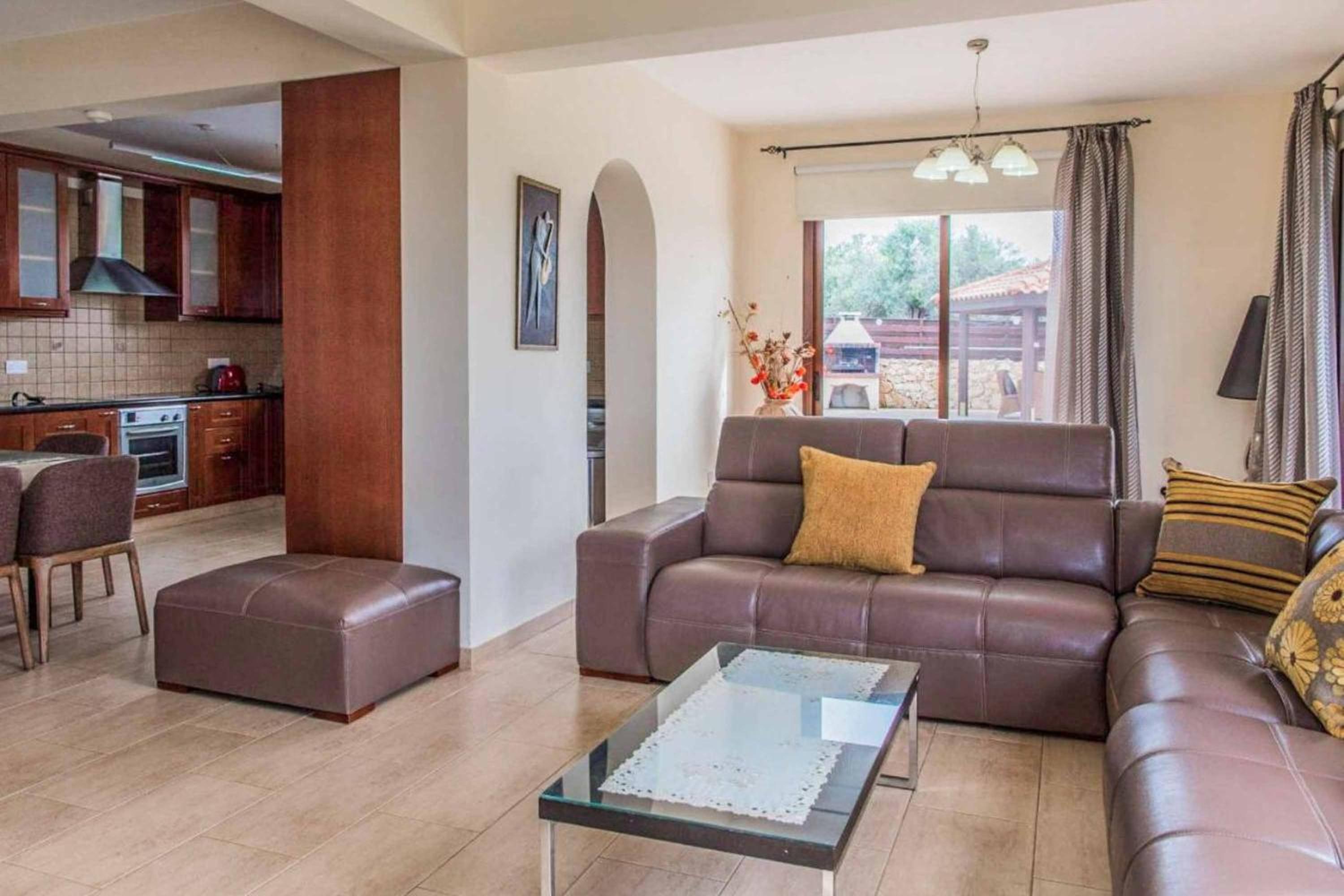 Villa Nikos Argaka
