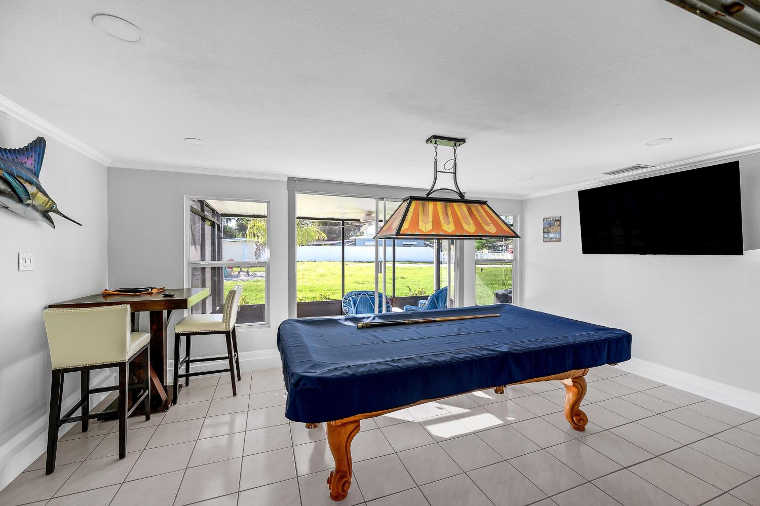 Fort Myers Vacations - Riverside Retreat: Deck Bar, FirePit, Boat Parking - Property Image 15