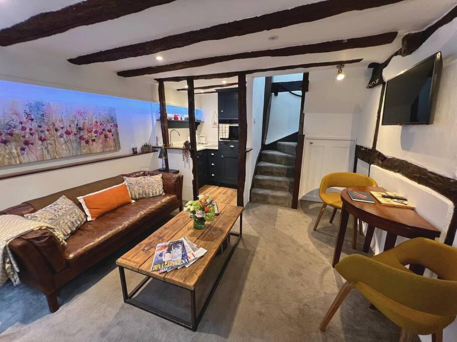 Hideaway Cottage