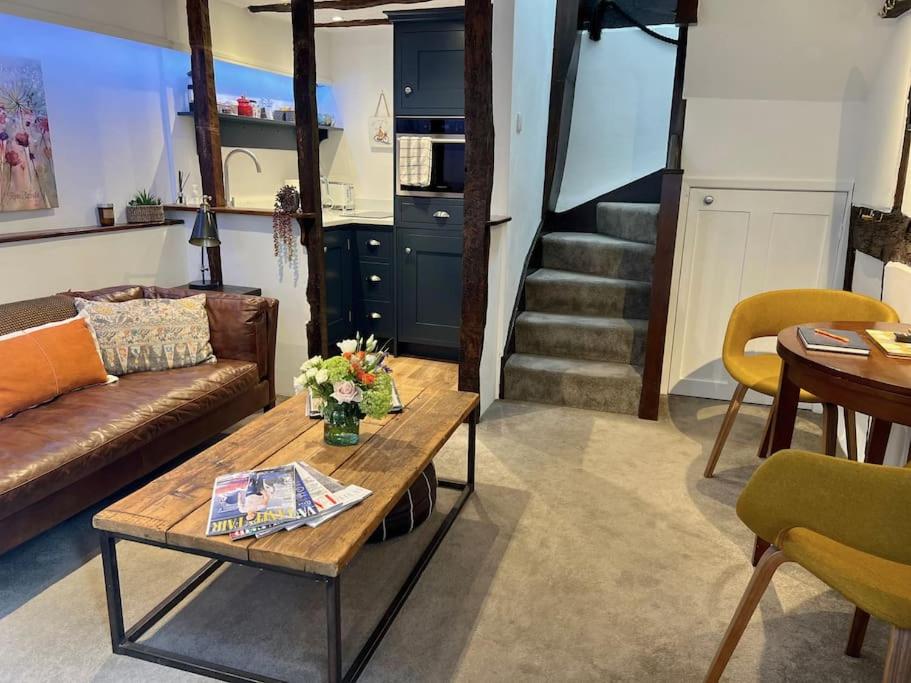 Hideaway Cottage