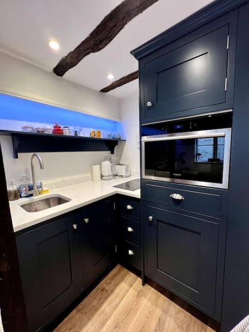 Hideaway Cottage
