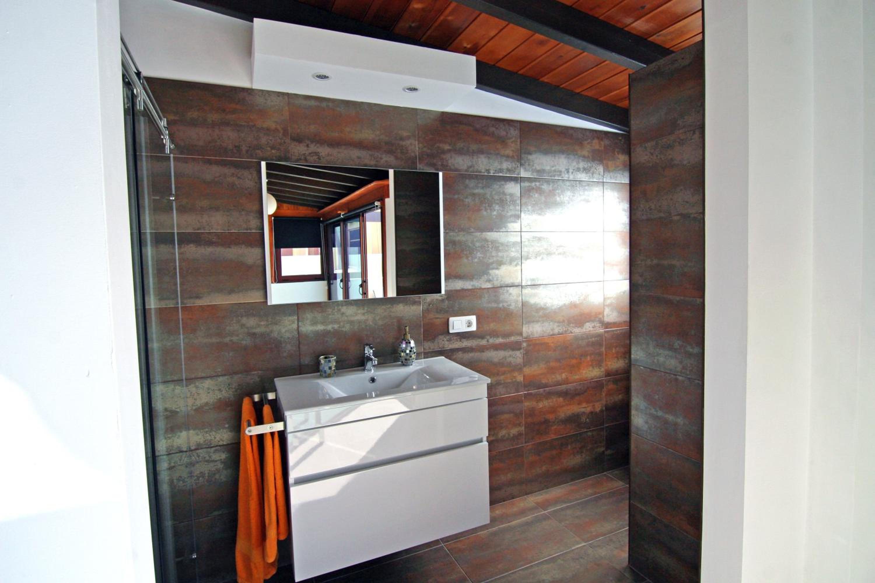 Crystalsuite. Beautiful penthouse with sea views