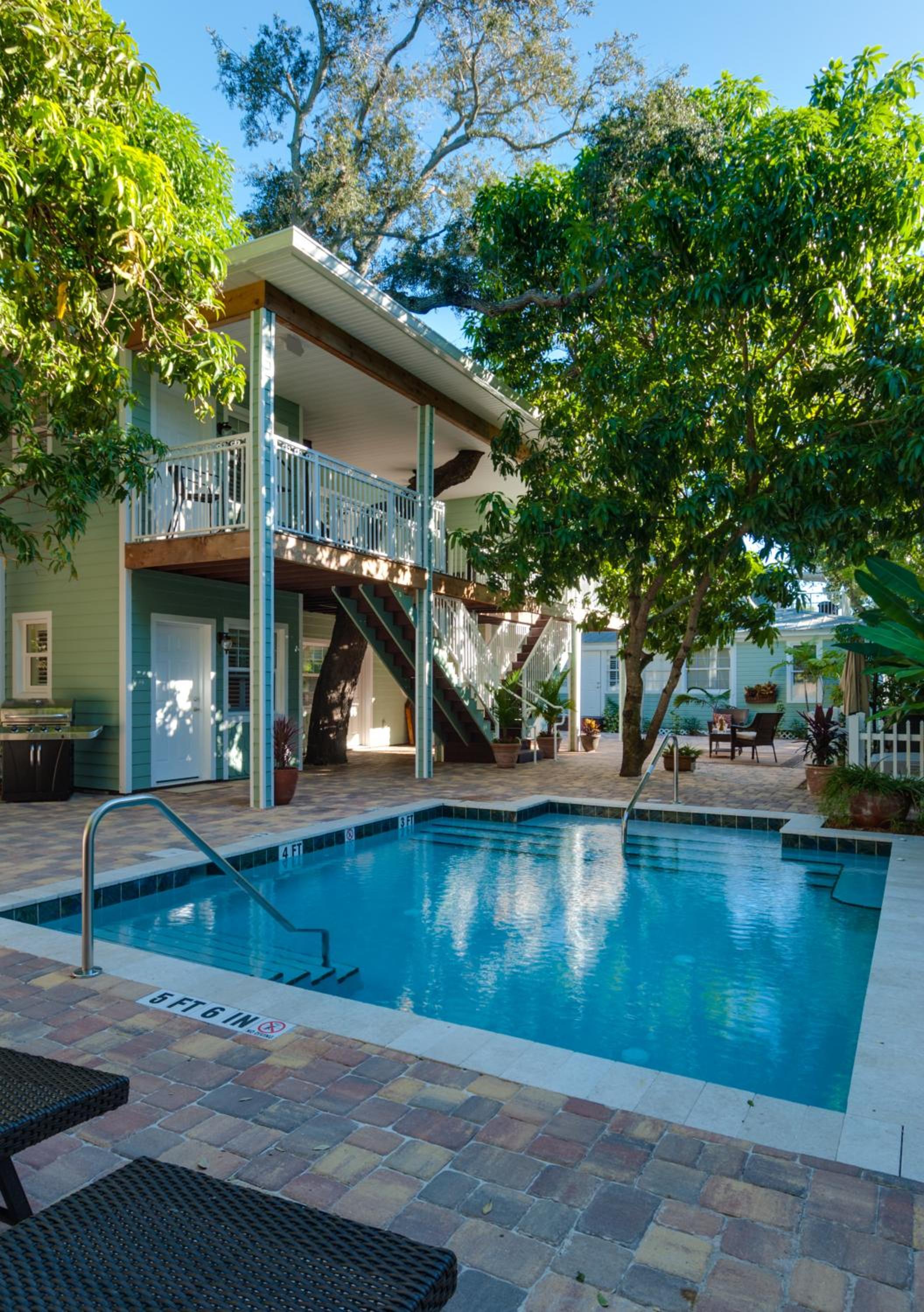 SeaGlass Inn