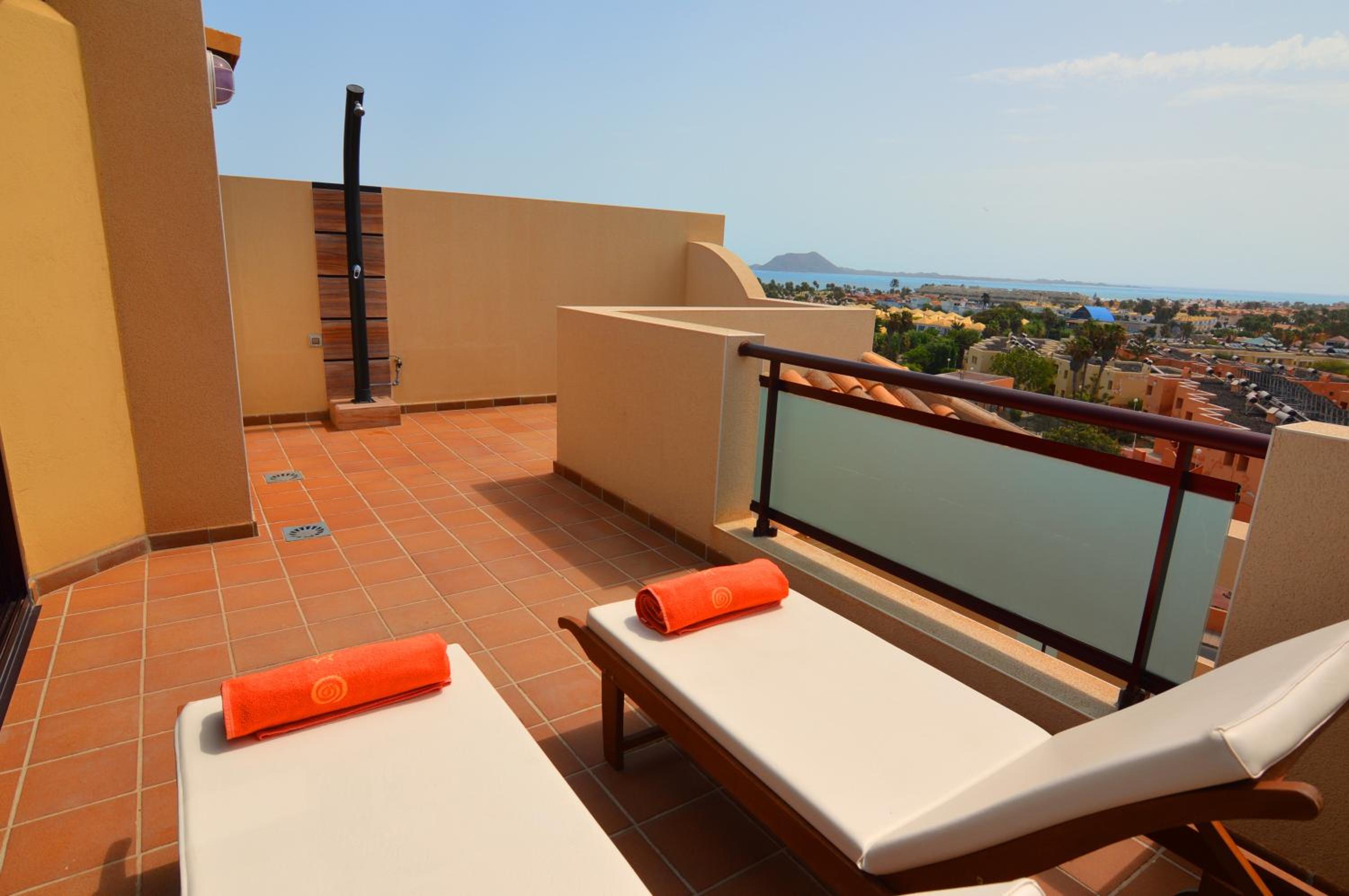 Crystalsuite. Beautiful penthouse with sea views