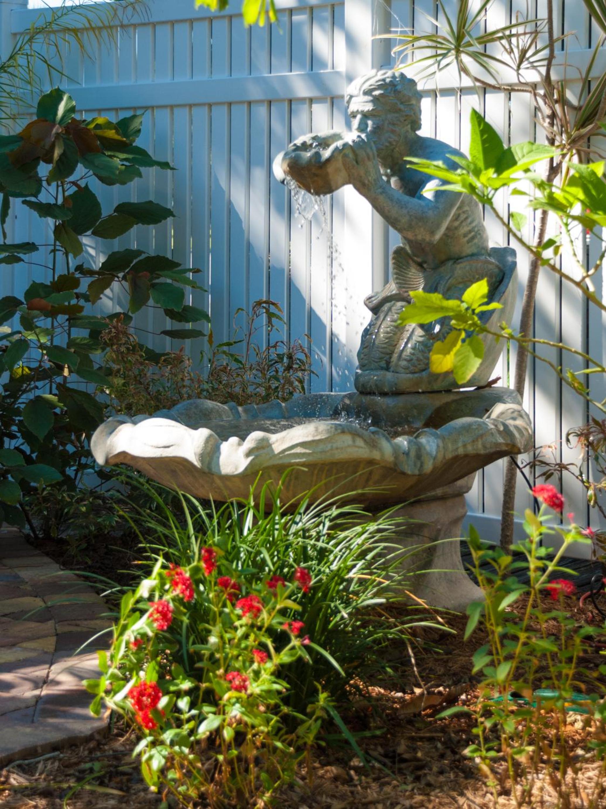 SeaGlass Inn