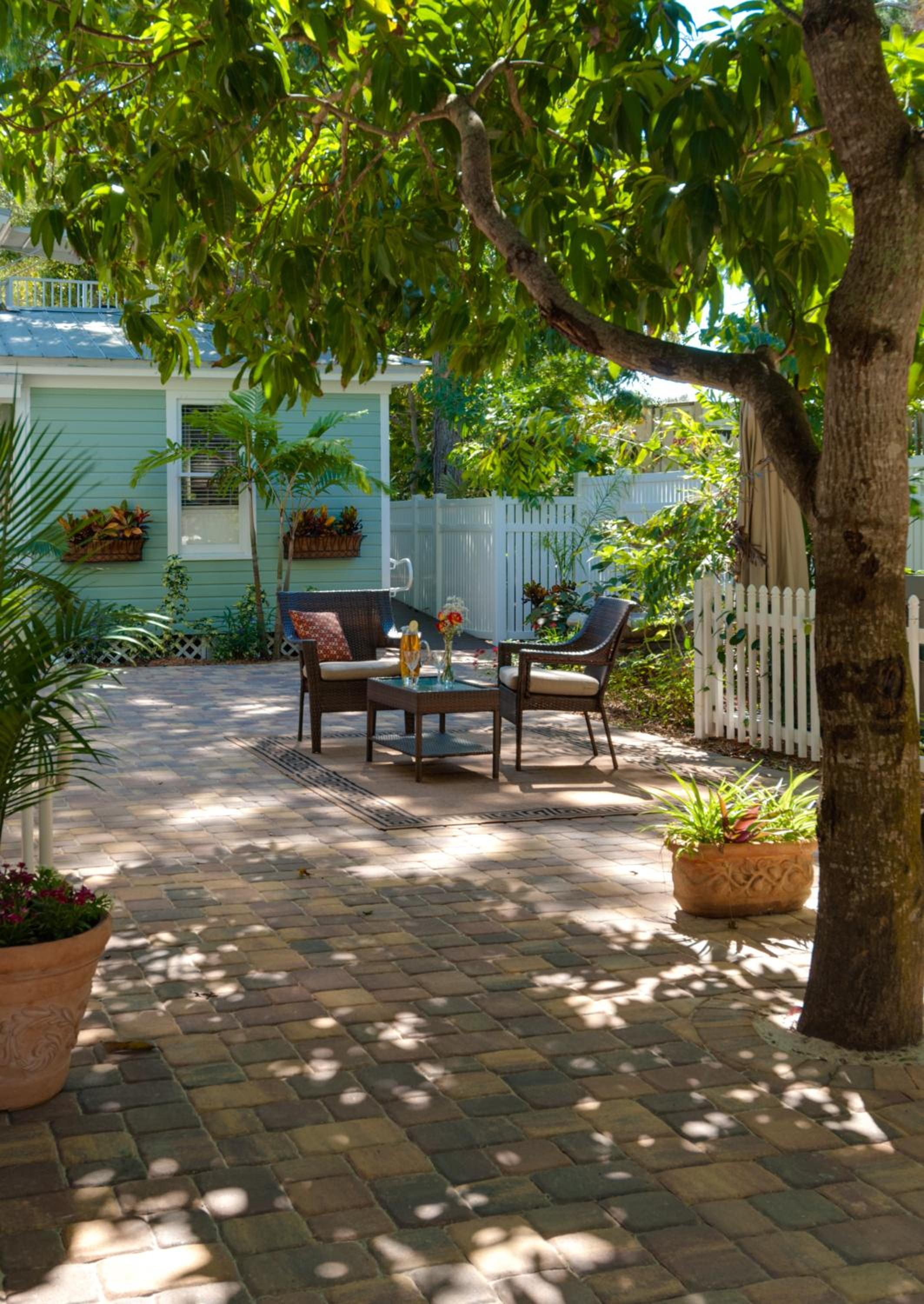 SeaGlass Inn