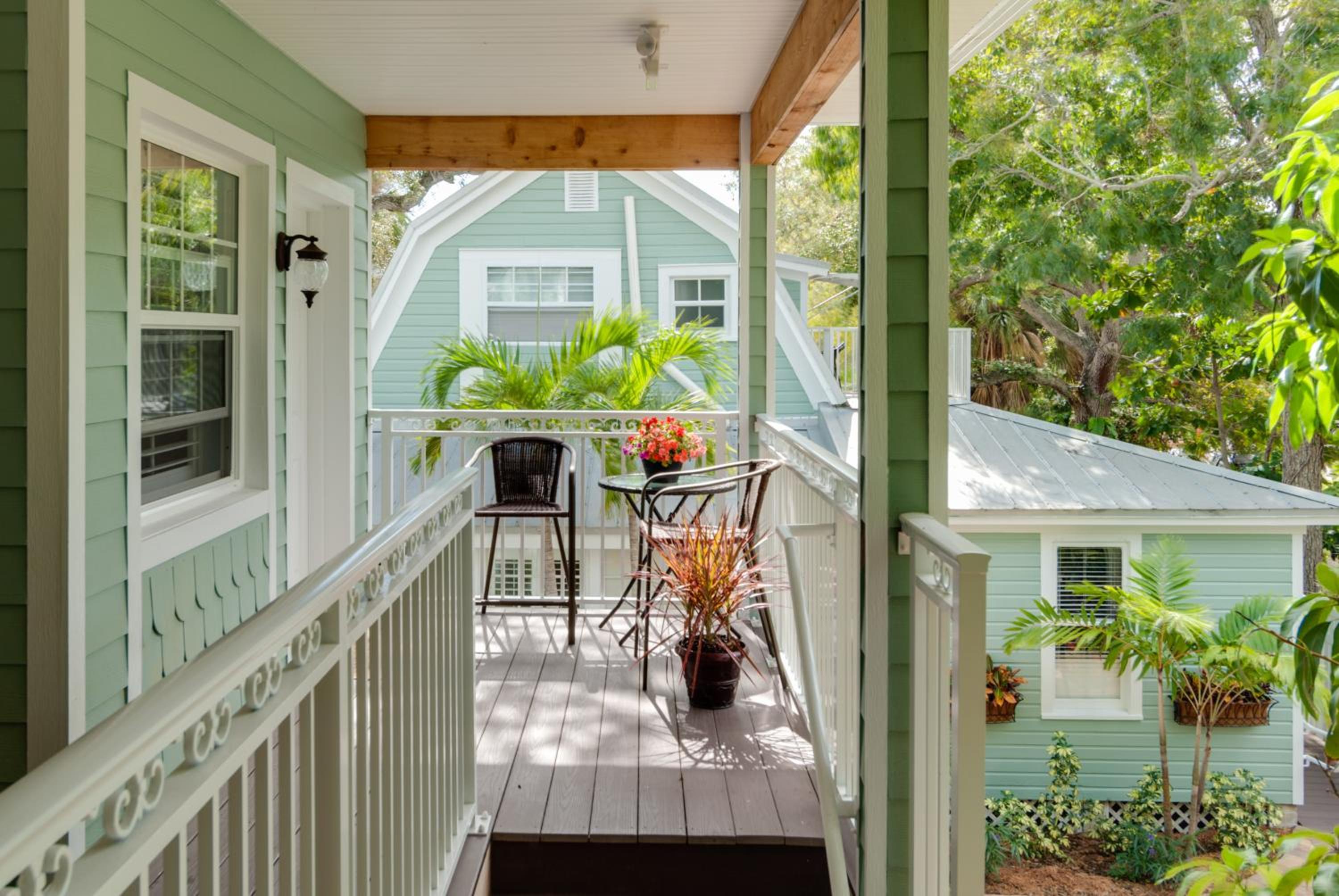SeaGlass Inn