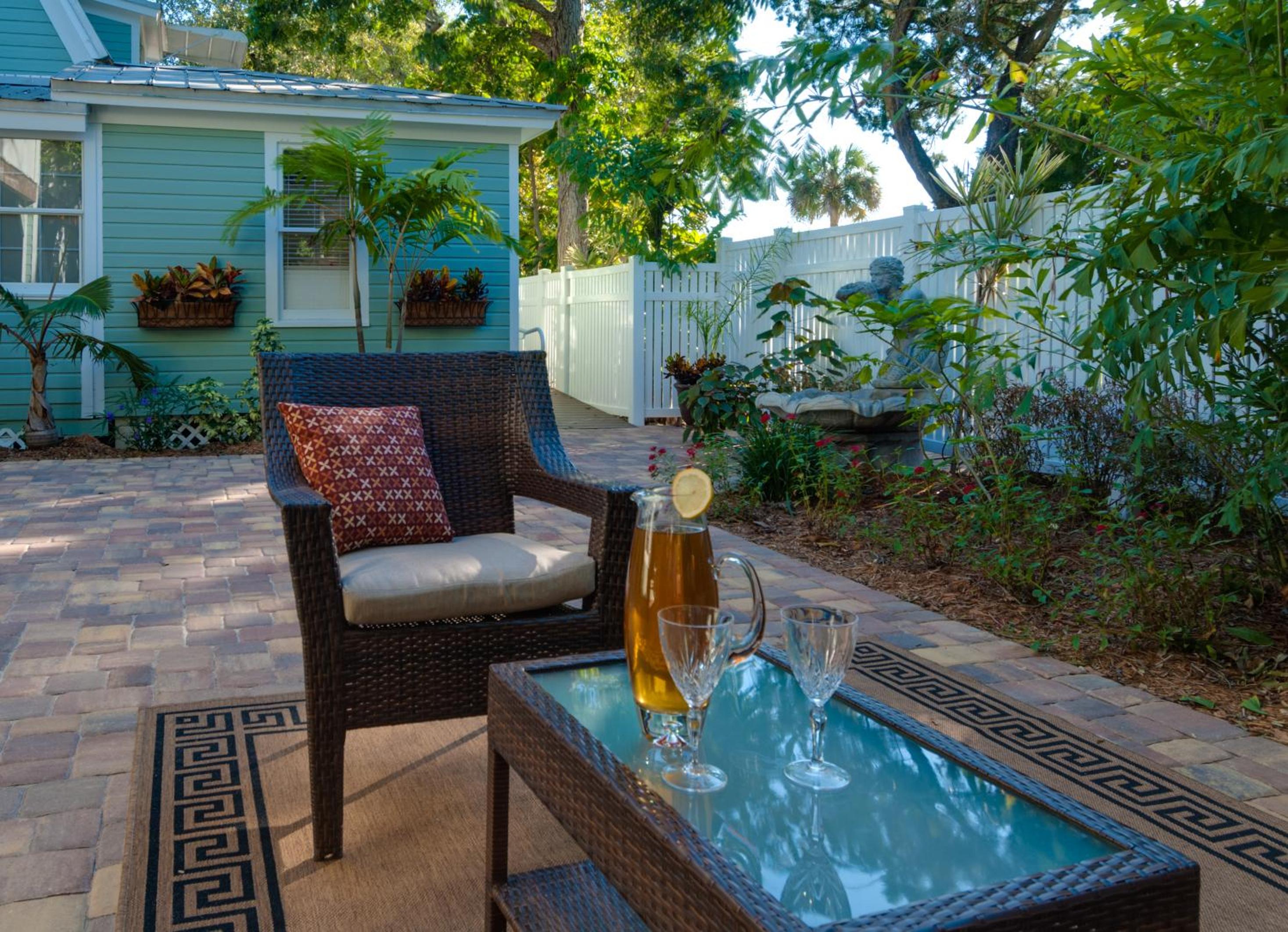 SeaGlass Inn