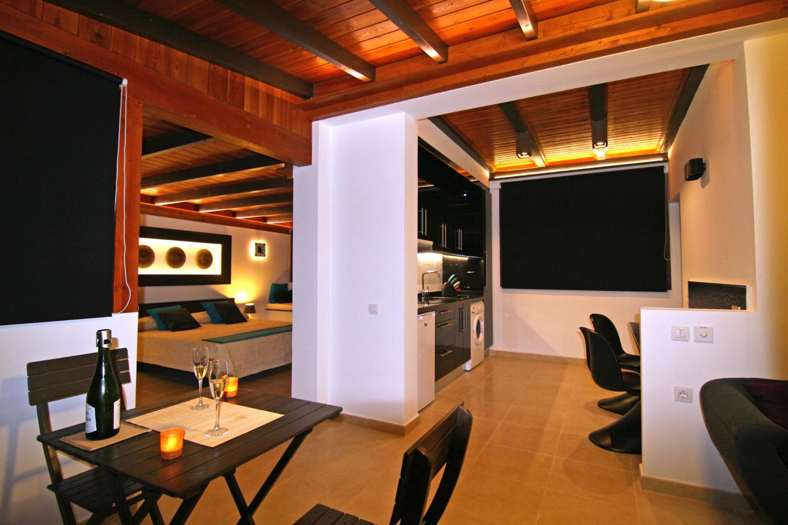Crystalsuite. Beautiful penthouse with sea views