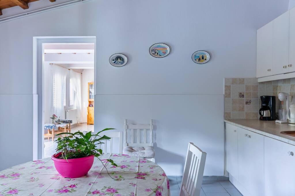 Avgeri Villa