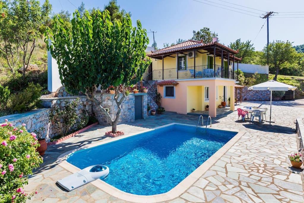 Avgeri Villa