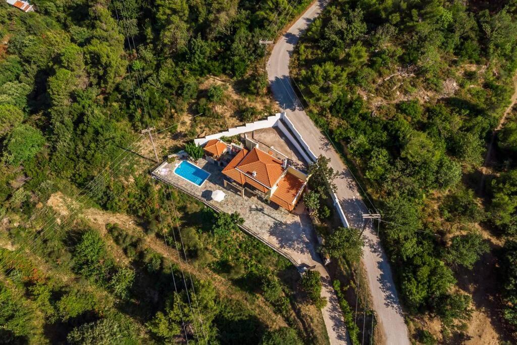 Avgeri Villa