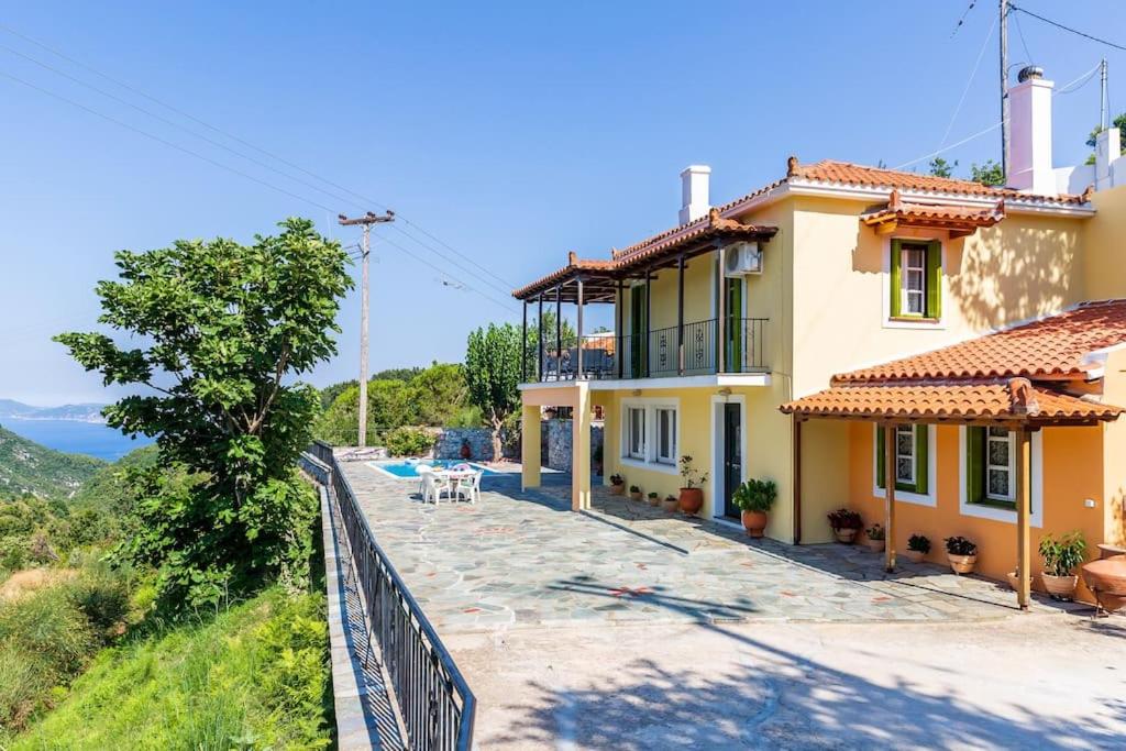 Avgeri Villa