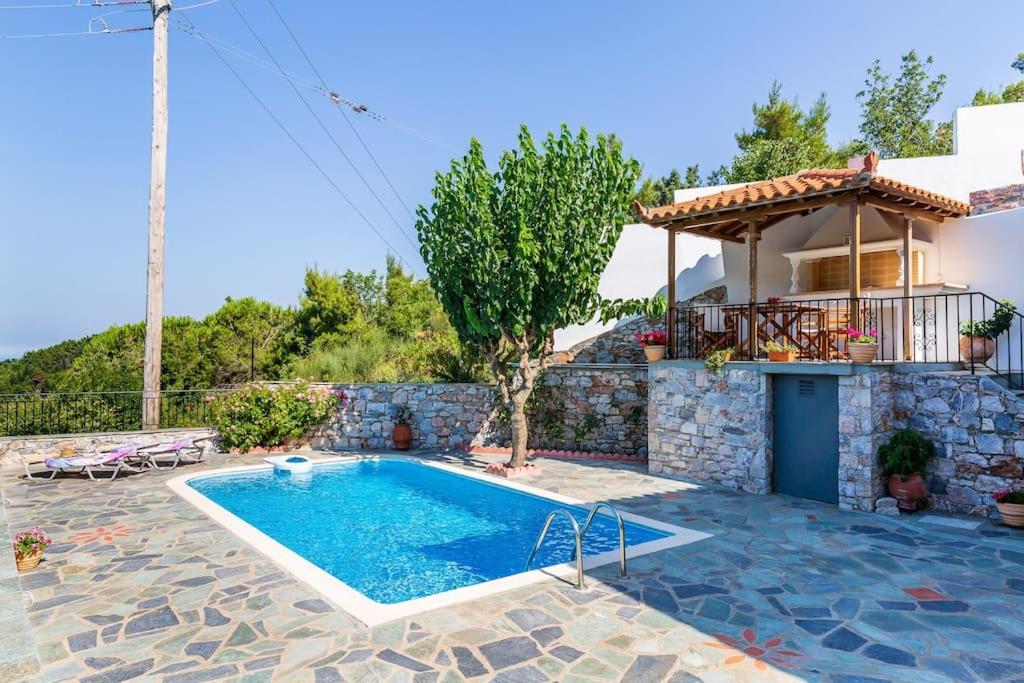 Avgeri Villa