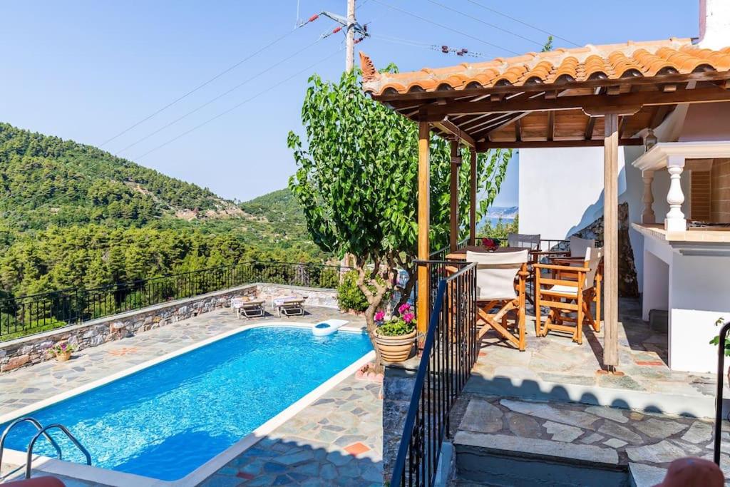 Avgeri Villa