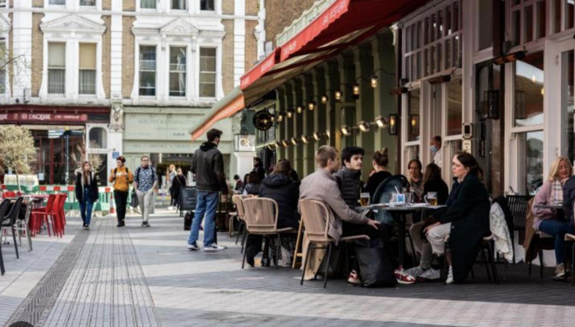 London Chelsea Big 2 People Studio Apartment