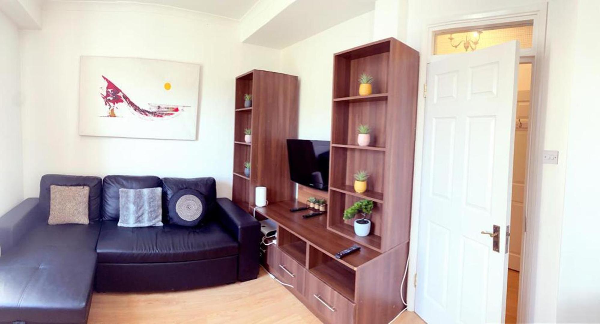 London Chelsea Large 6 People apartment