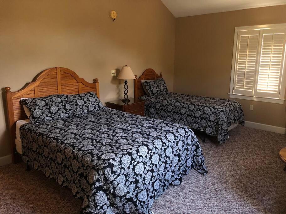 The Lake House on Cherokee Ridge Golf Course