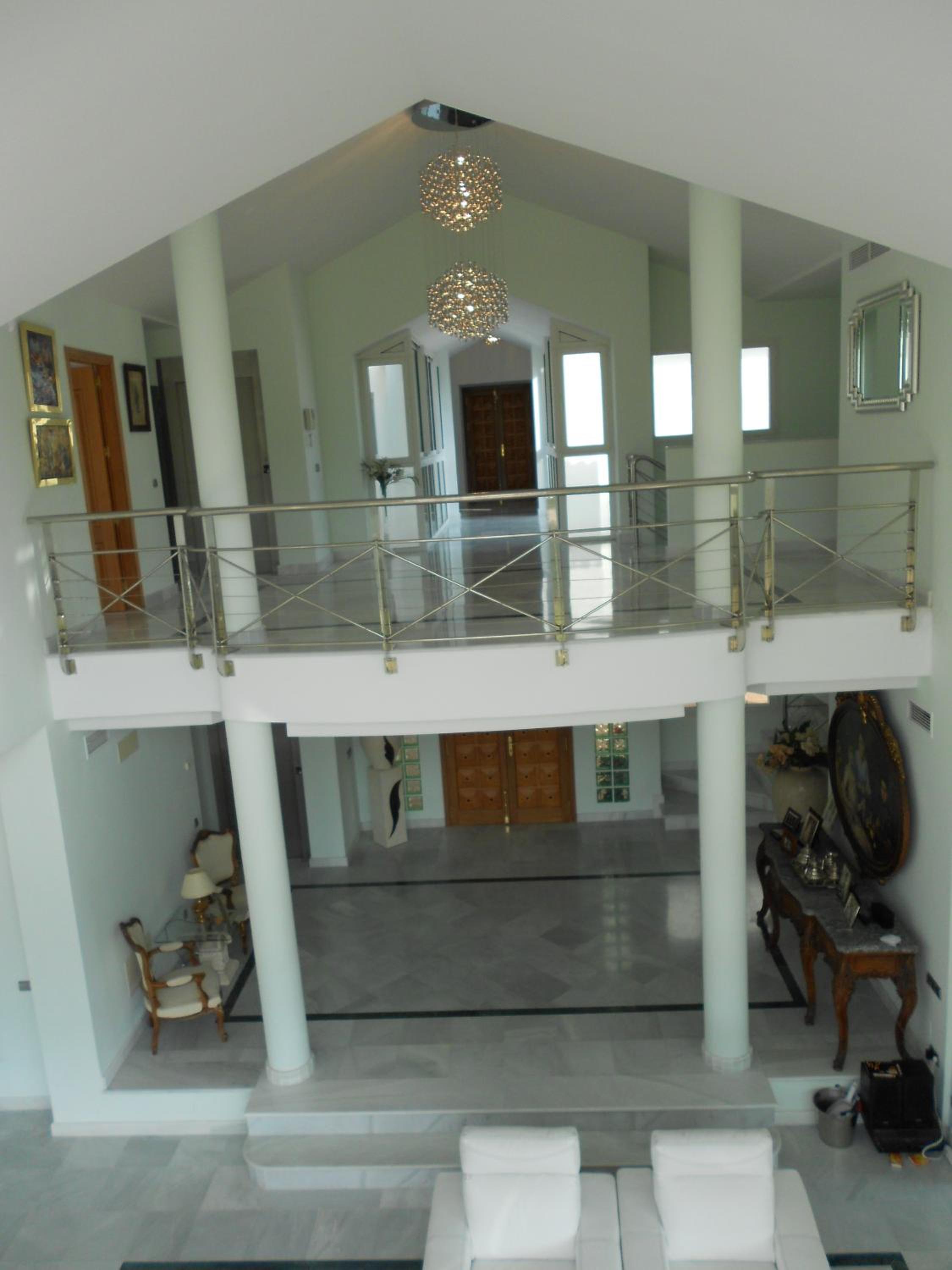 Villa Crystal