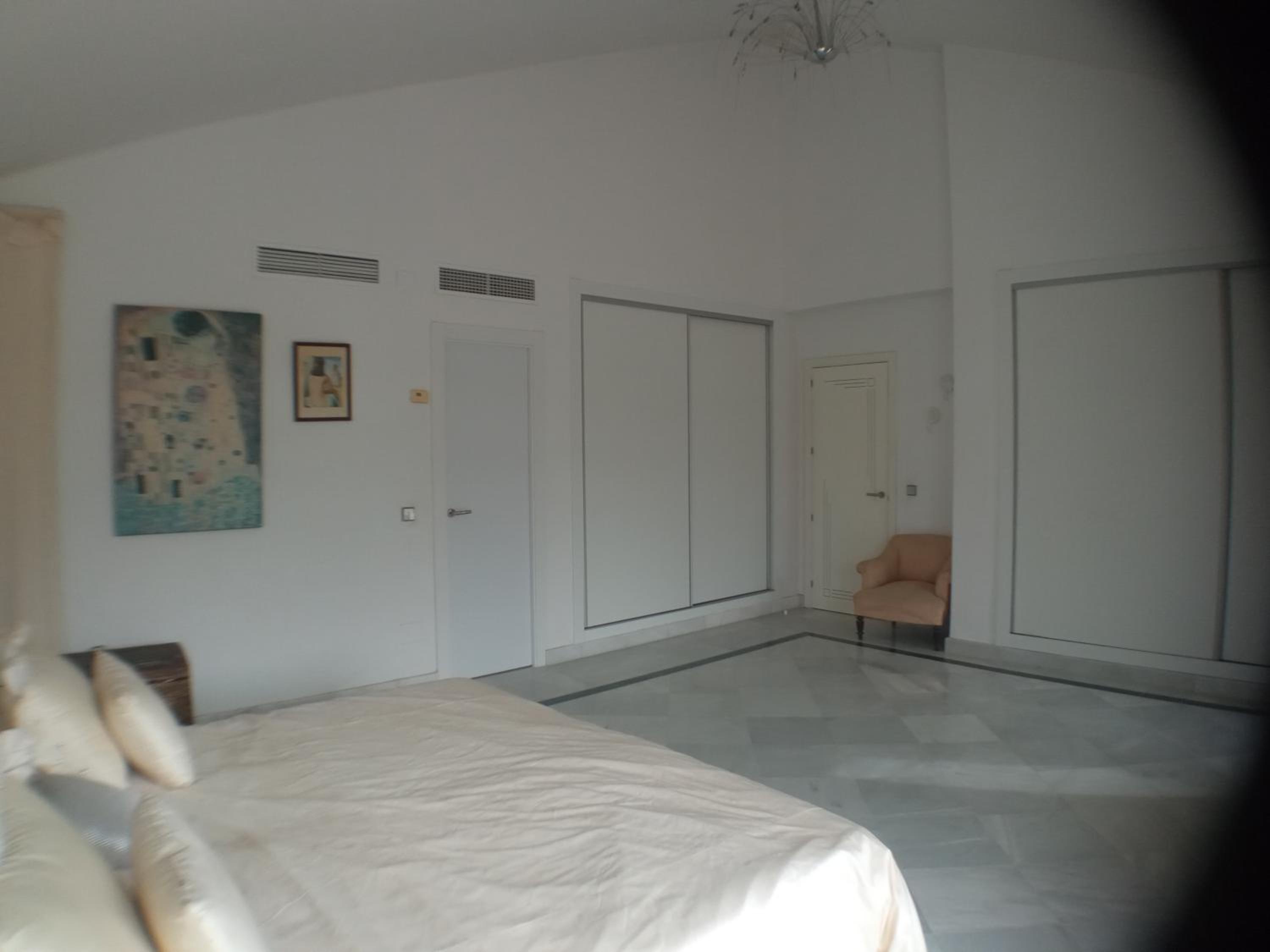 Villa Crystal