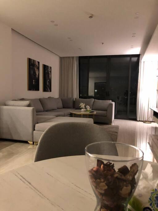 Luxury 2-bedroom Apartment Abdoun tower view 2