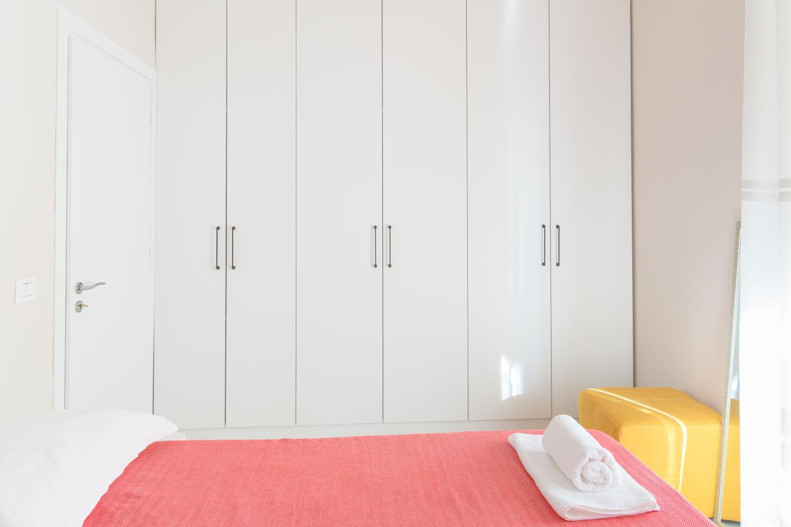 Tirana Cityscape 3- Vibrant Modern Apartment