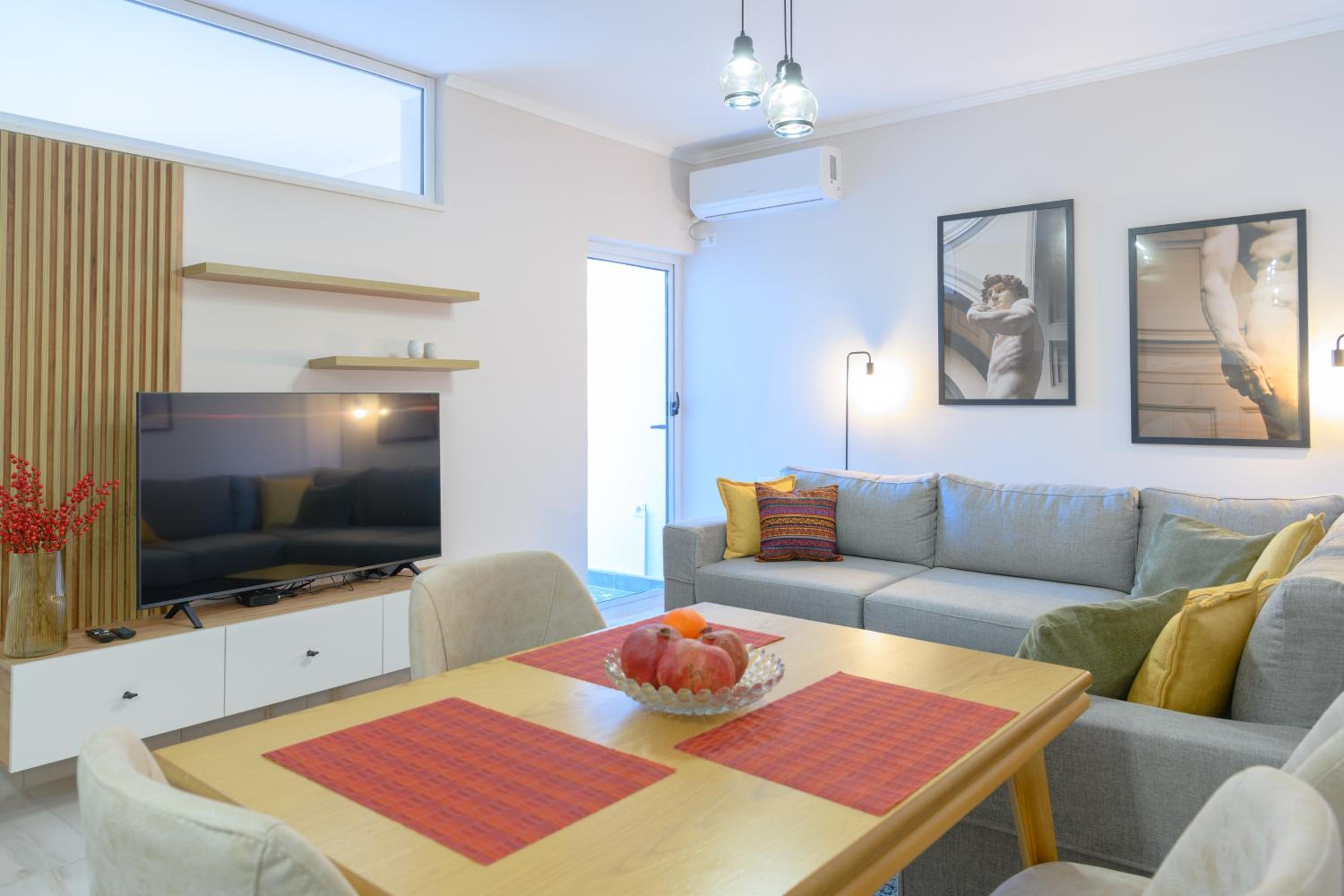 Tirana Cityscape 3- Vibrant Modern Apartment