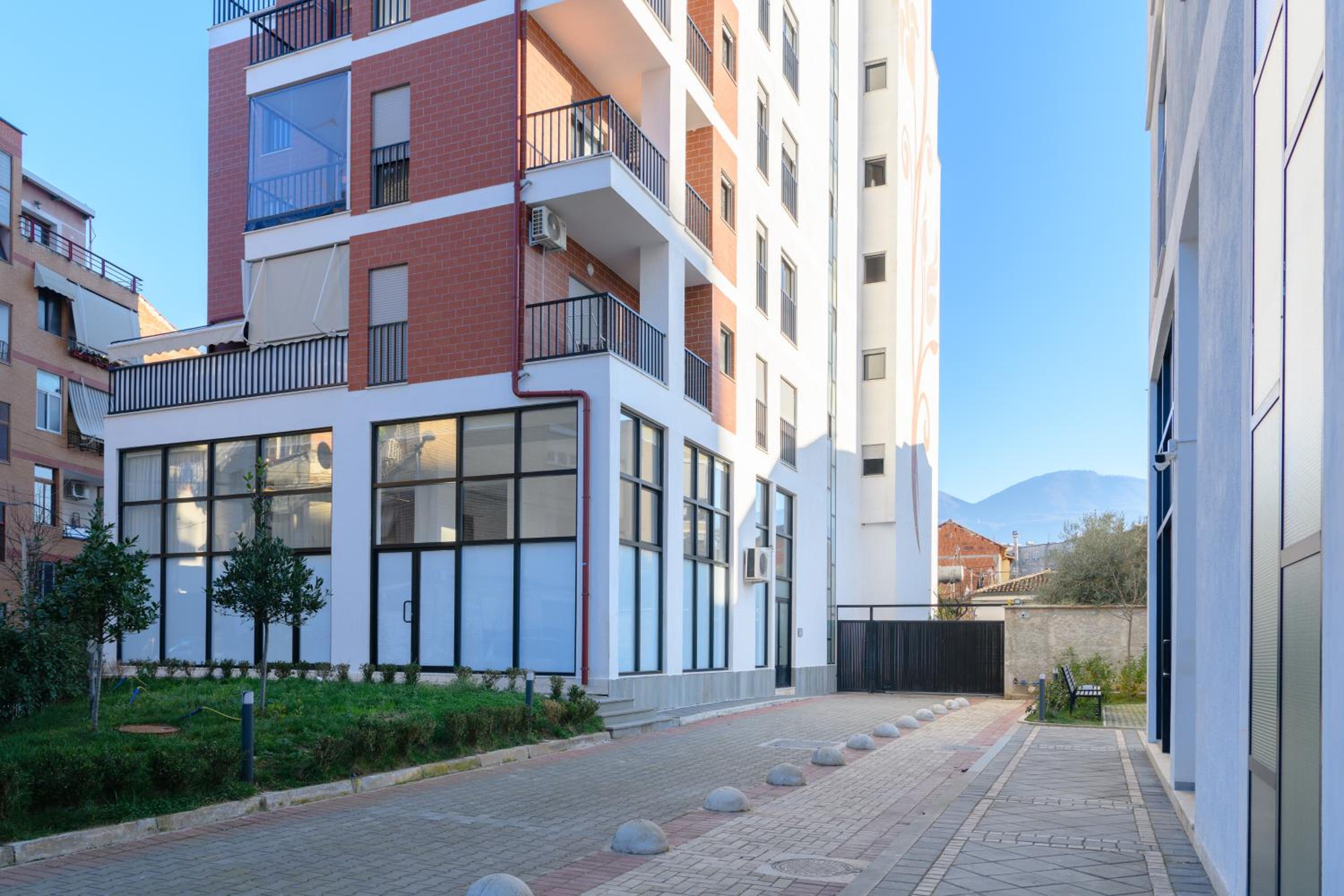 Tirana Cityscape 3- Vibrant Modern Apartment