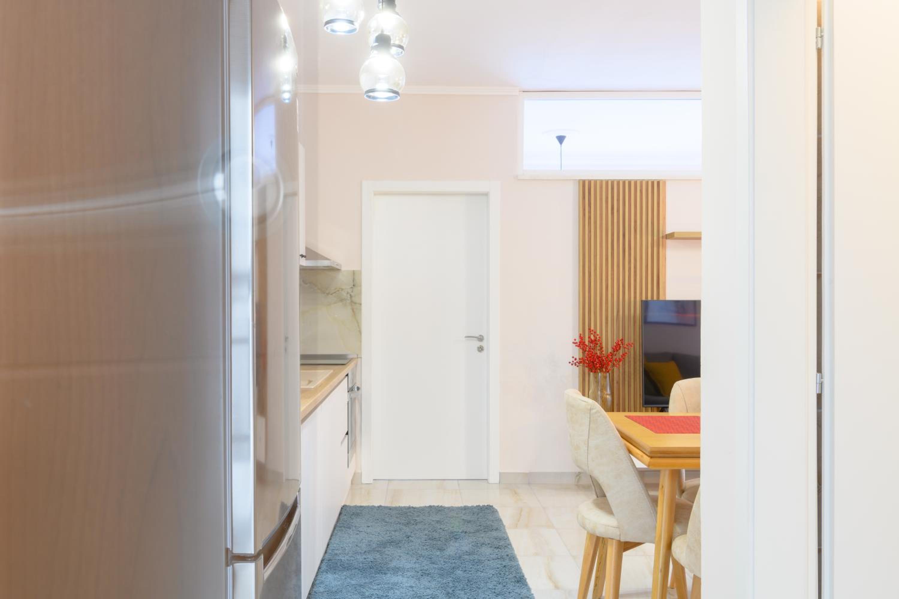 Tirana Cityscape 3- Vibrant Modern Apartment