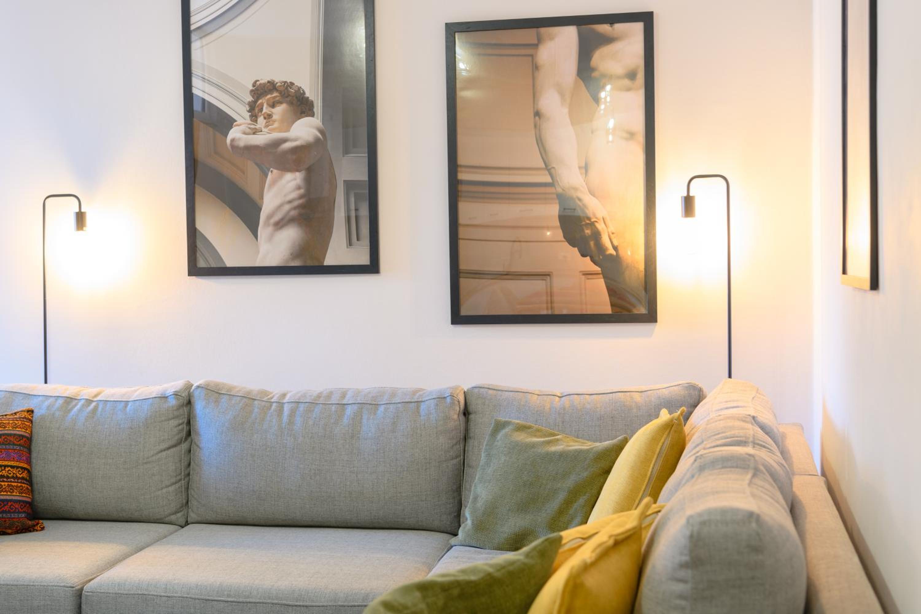 Tirana Cityscape 3- Vibrant Modern Apartment