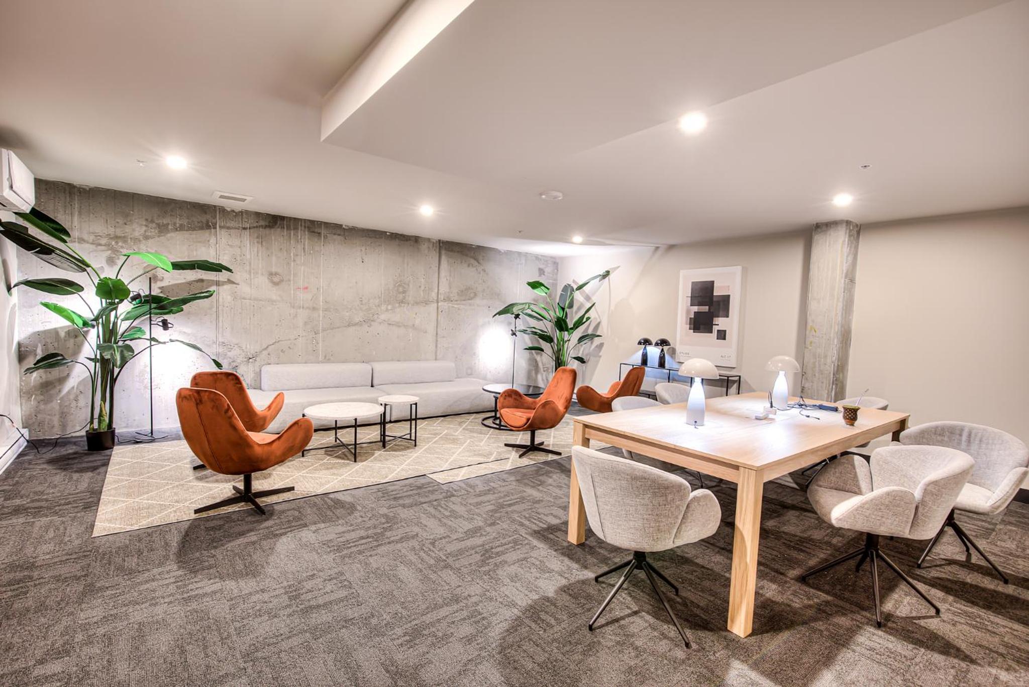 2Br+Gym for VIP Corporate & Students Downtown MTL