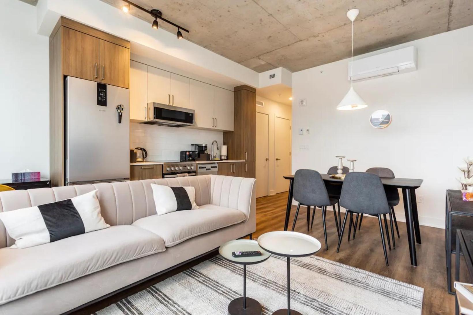2Br+Gym for VIP Corporate & Students Downtown MTL