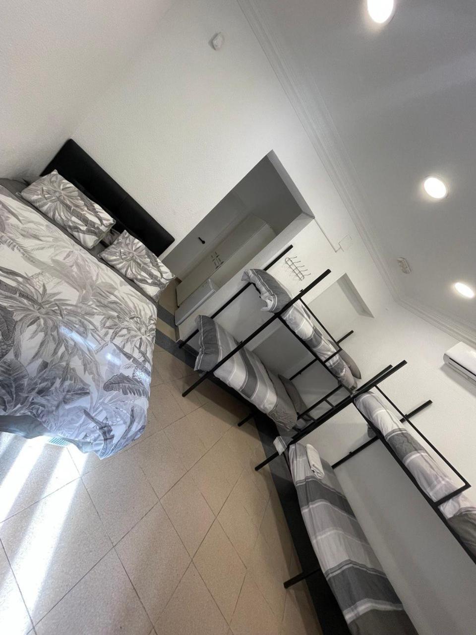 Parsa Residencial House