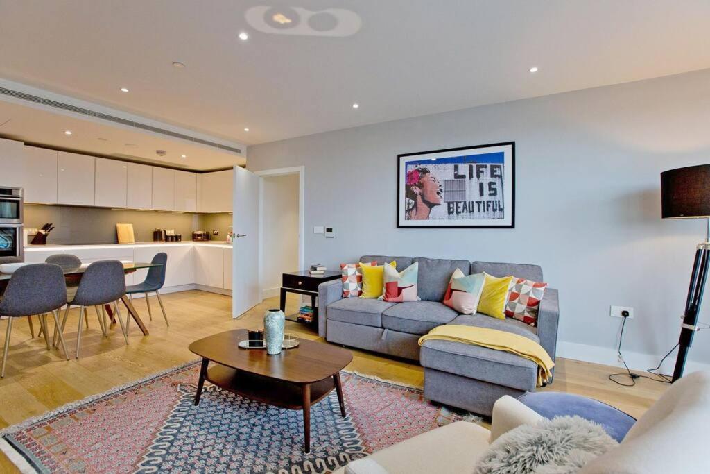 Stunning Thames view 3BR Heaven view 5