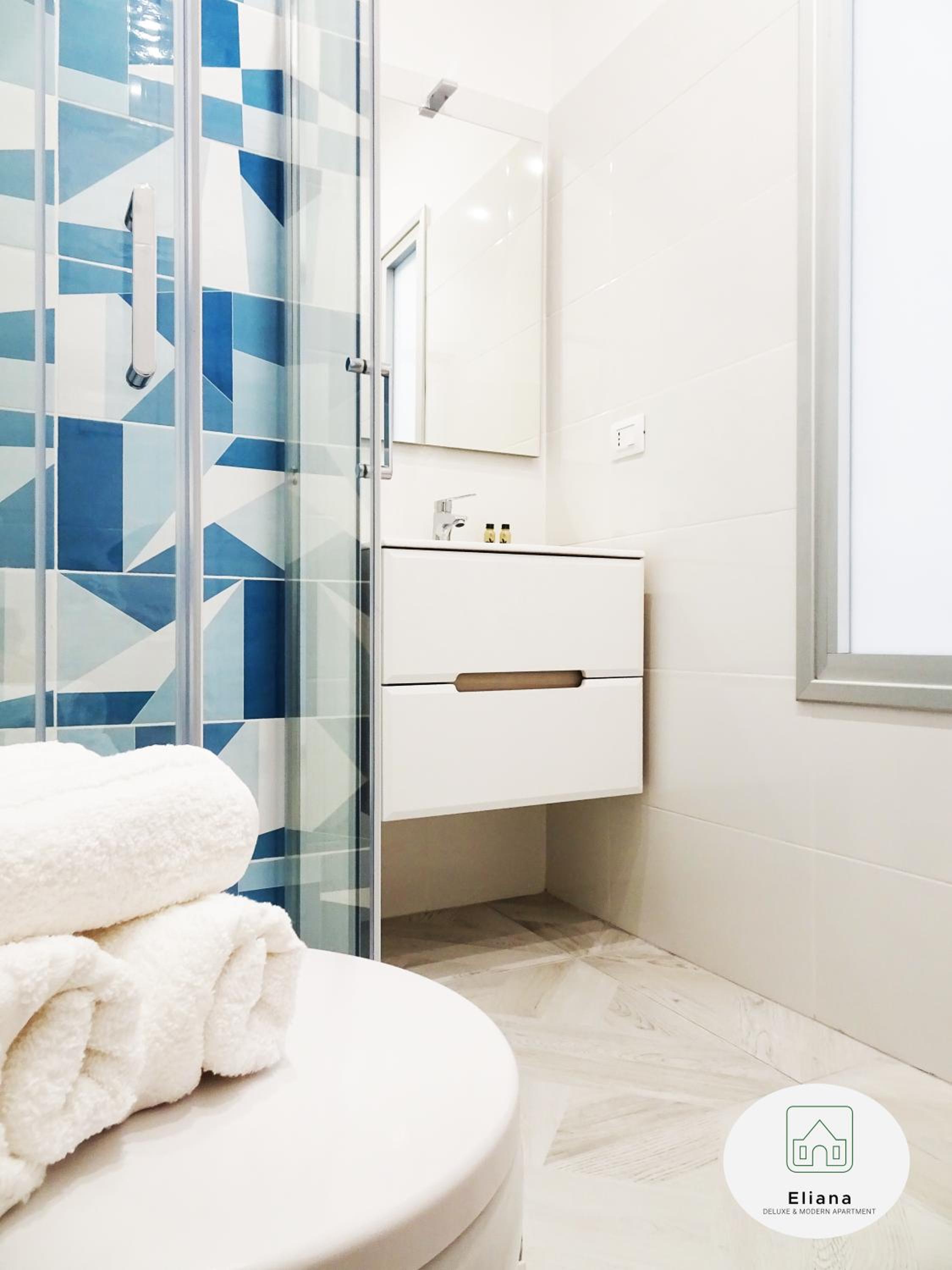 Eliana Deluxe & Modern Apartment