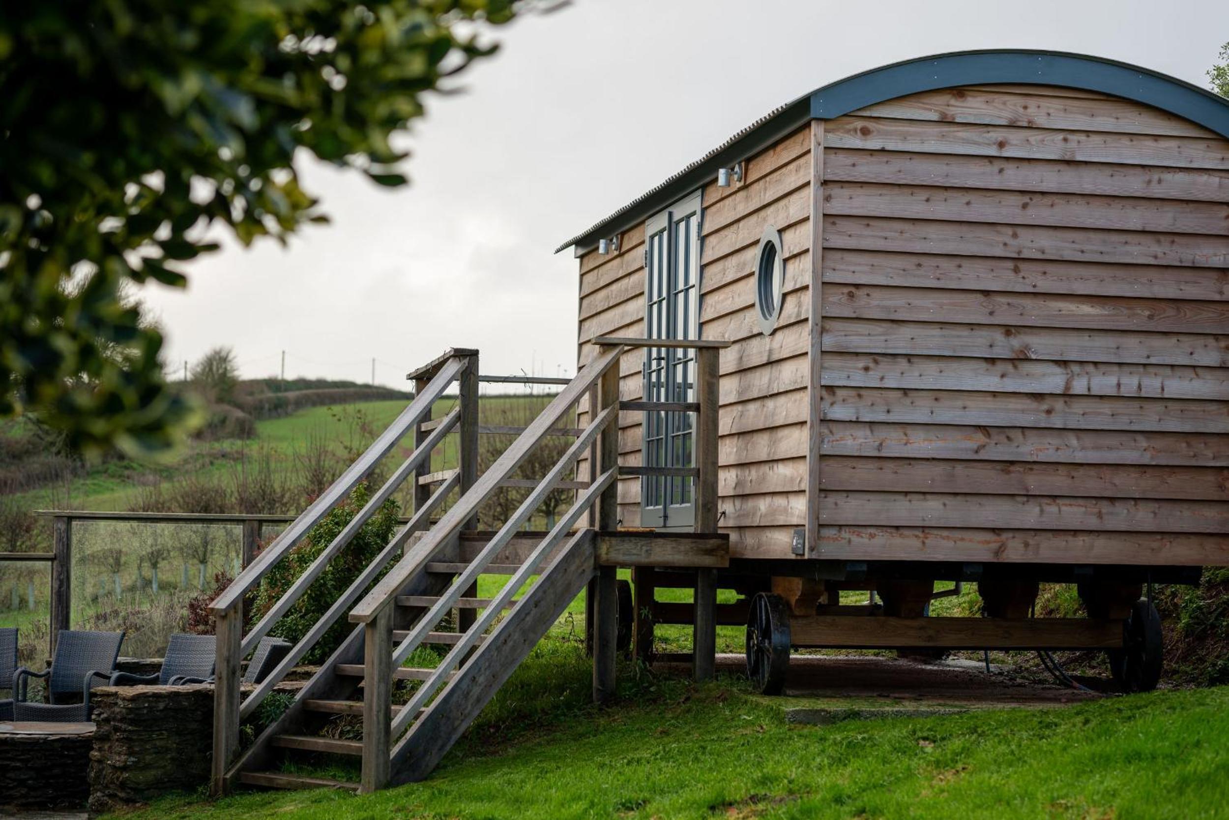 Dusky Cottage