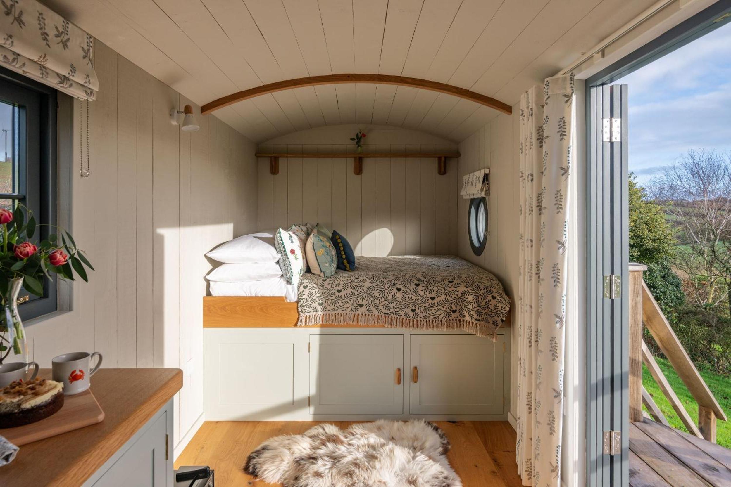 Dusky Cottage