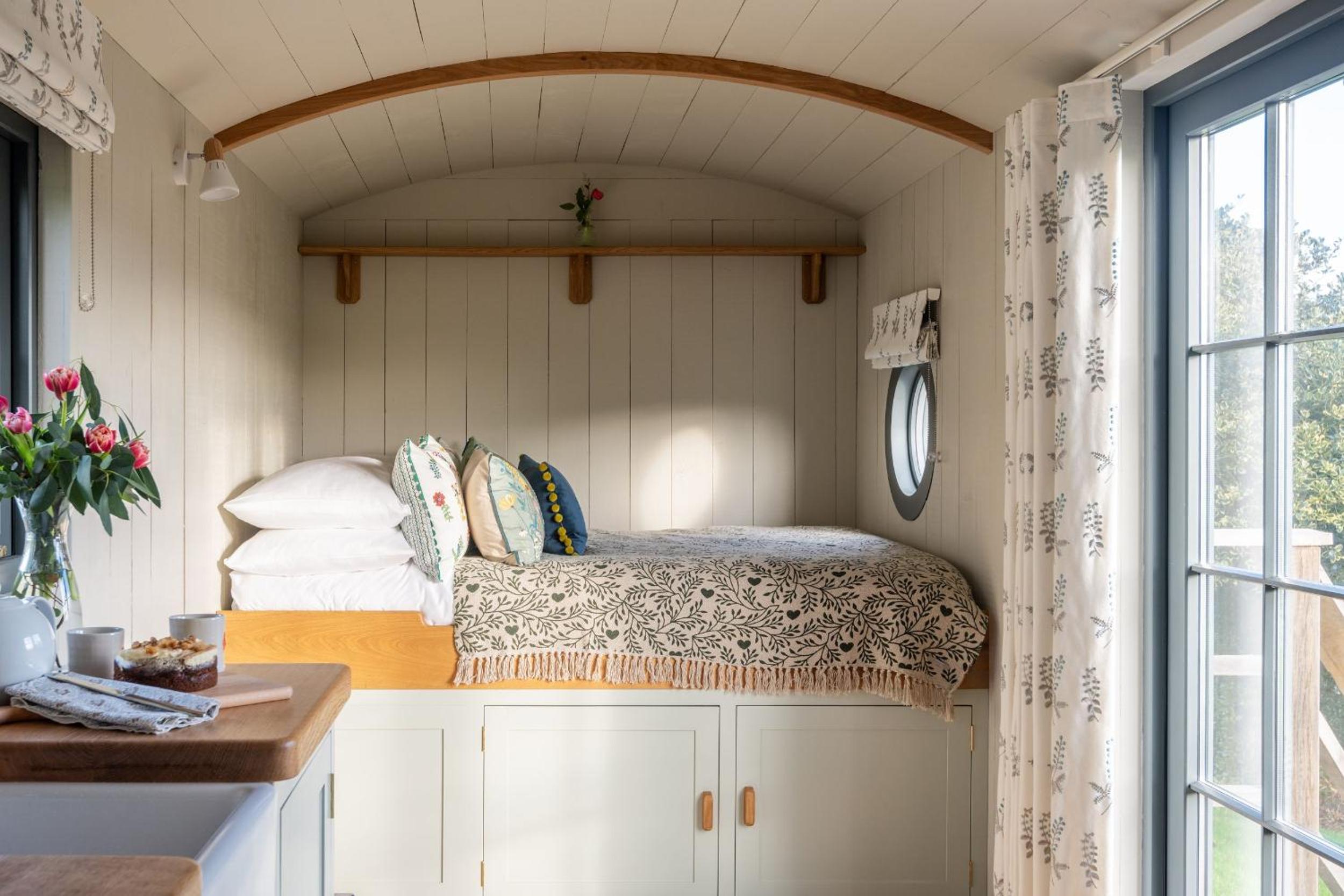 Dusky Cottage