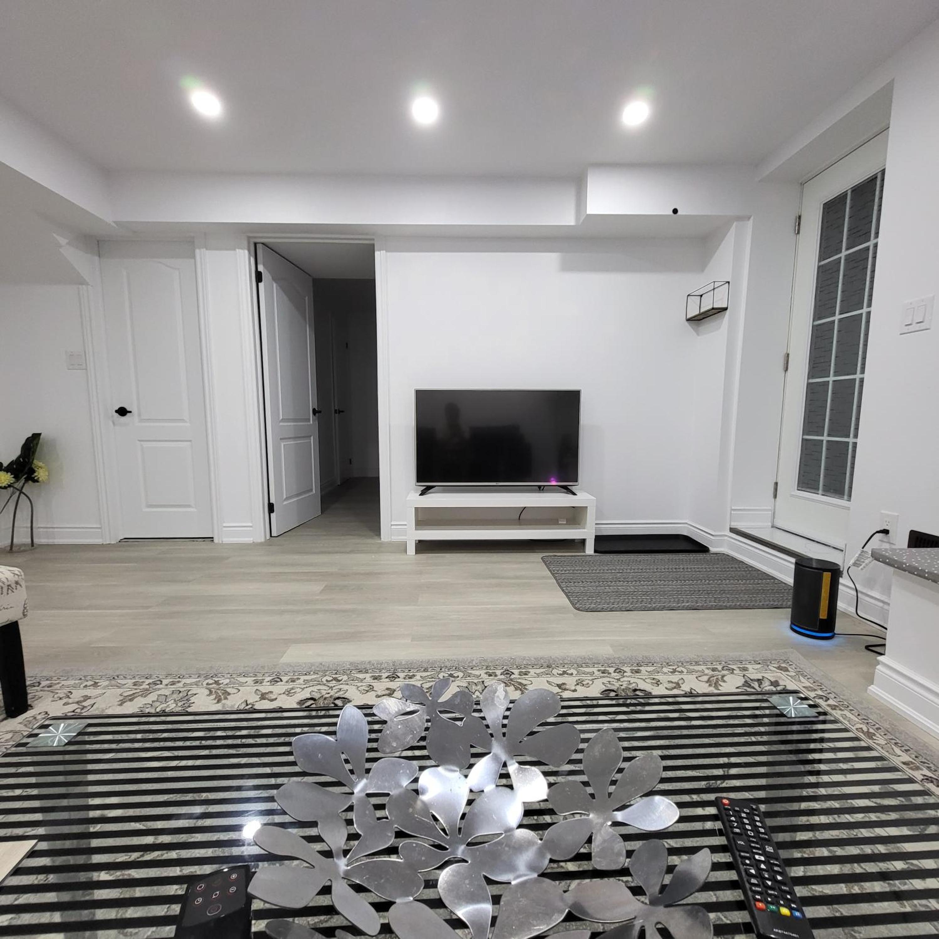 Bright 2 Bedroom Basement Apartment in Angus