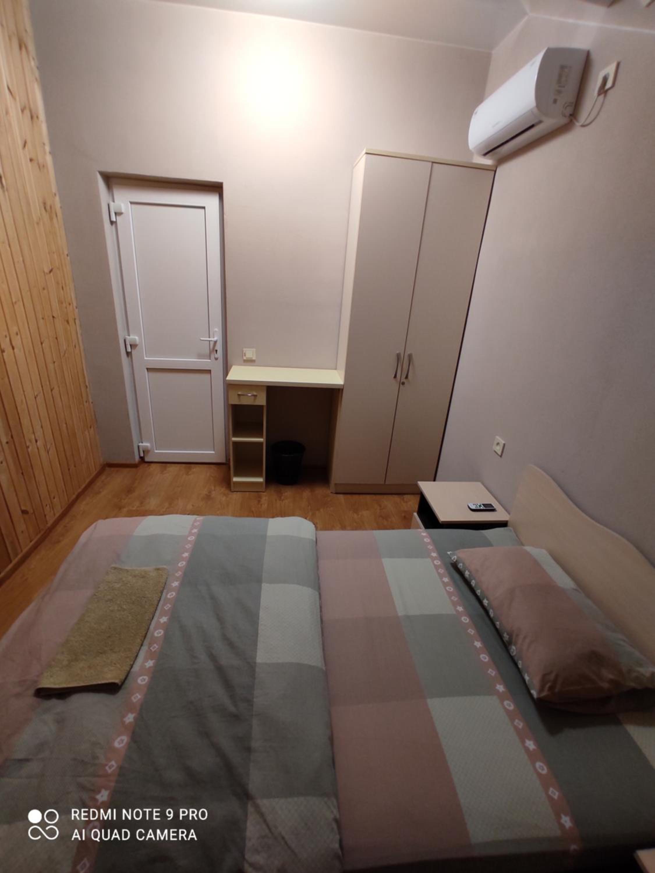 Photo 48