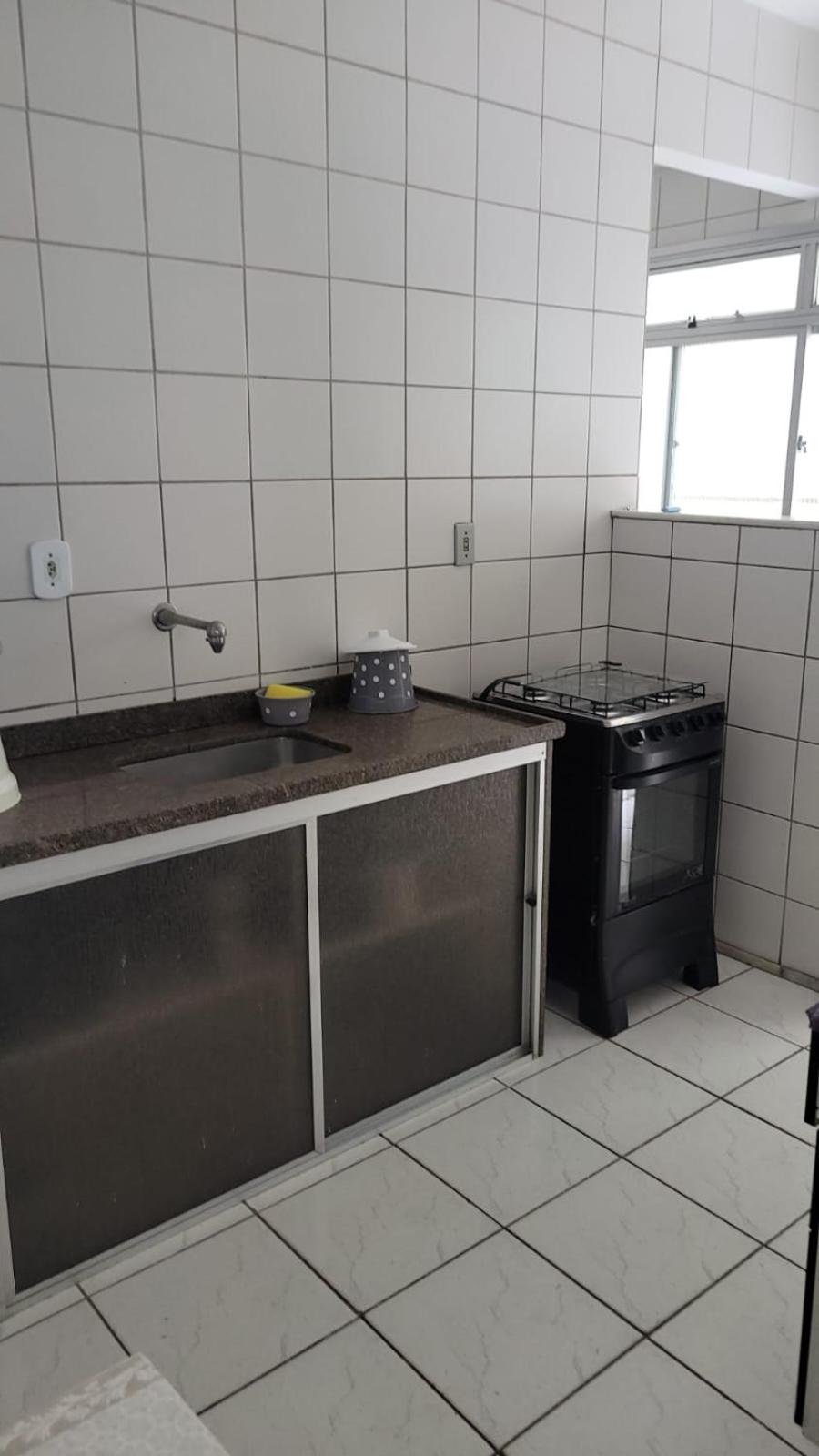 Apartamento a poucos passos do mar
