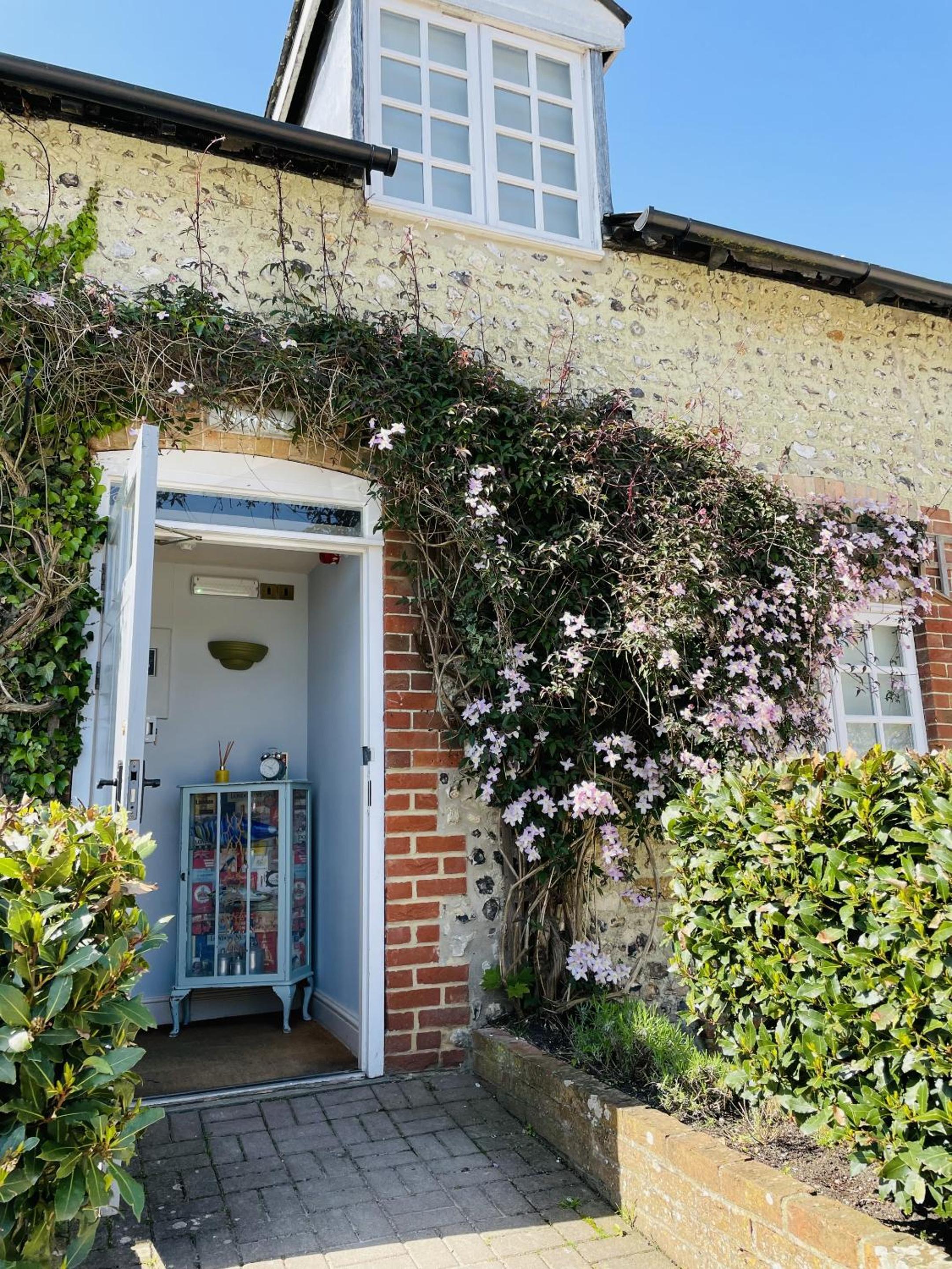 The Greyhound Inn